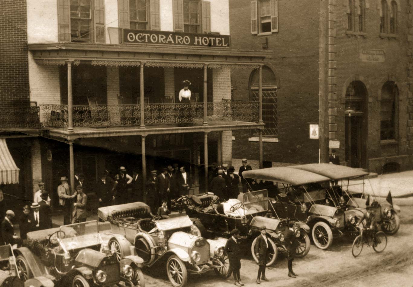 Early automobiles lined up on Third Street in front of the Octorara Hotel around 1915.